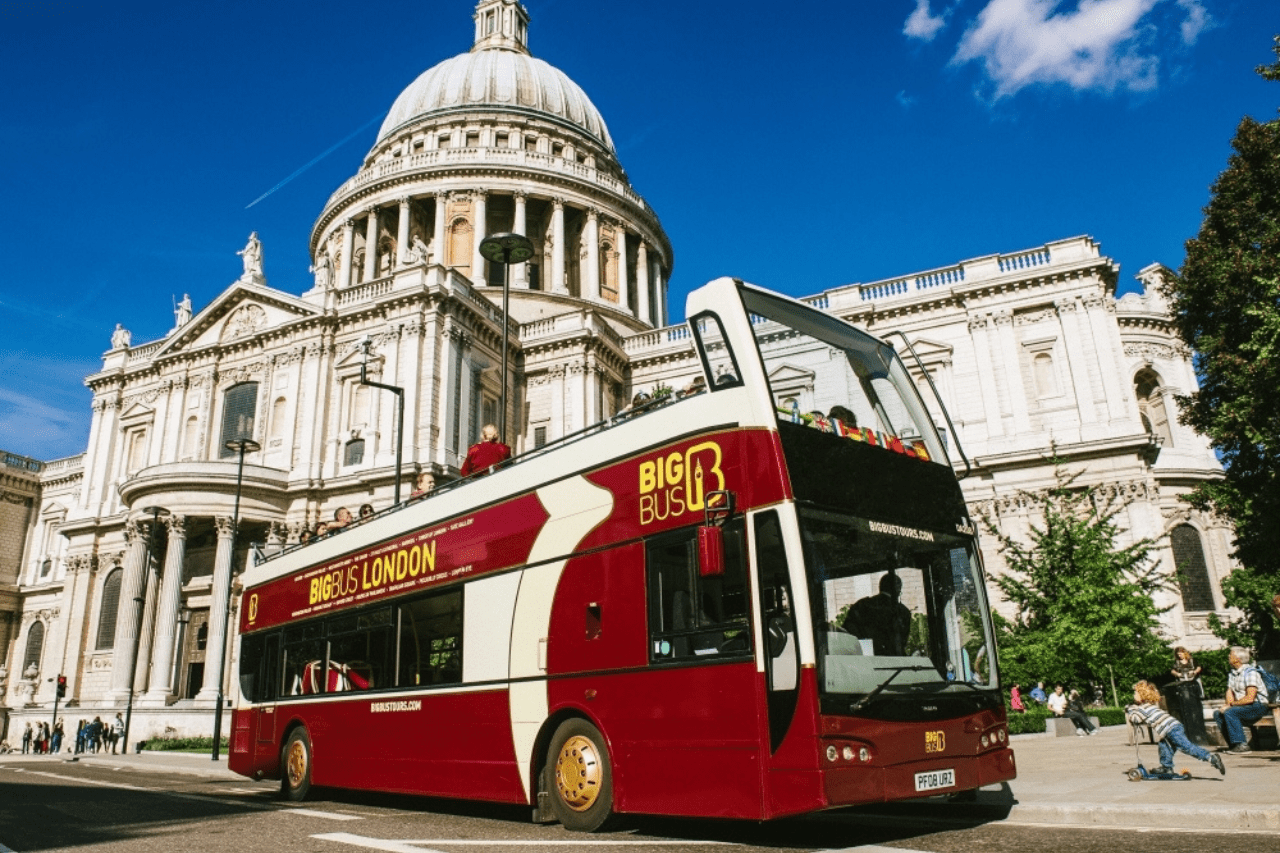 London tour bus