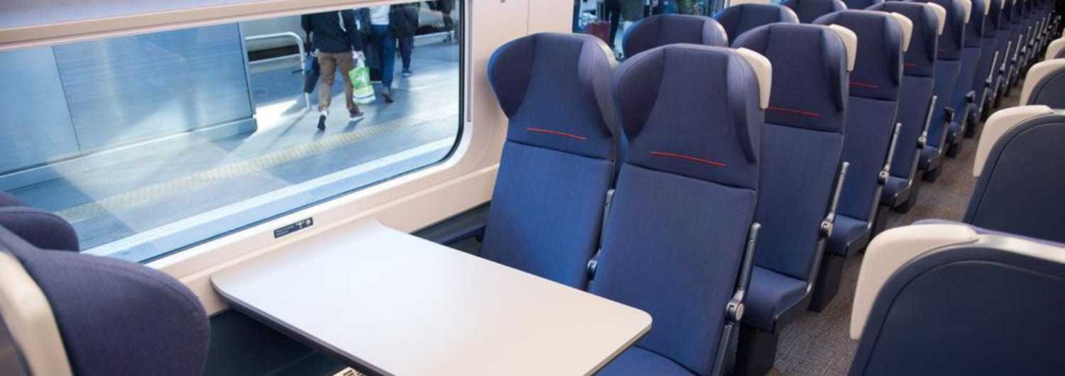 lumo train seats with table