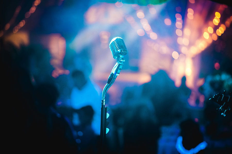 Microphone