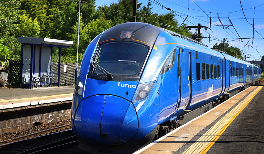 Lumo train