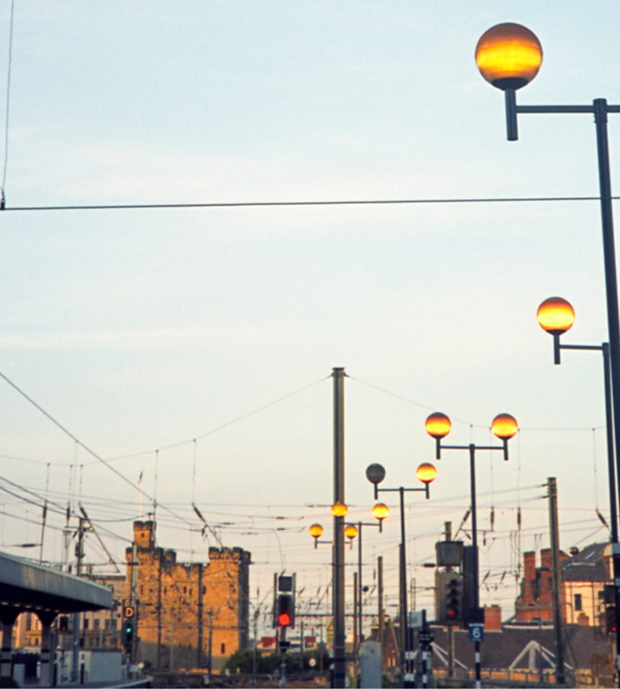 lumo train tracks